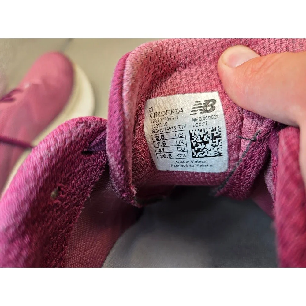 New Balance Fresh Foam X More v4 Shoes Womens 9.5 D Wide Purple Running Sneakers